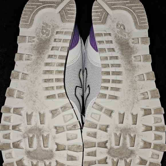 Womens New Balance - Picture 6 of 6